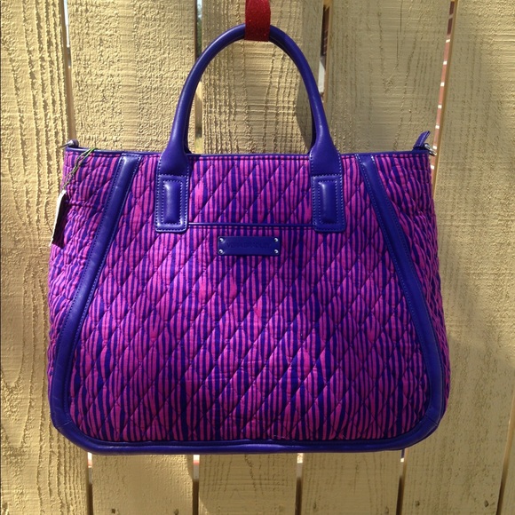 Tote - Picture 1 of 6